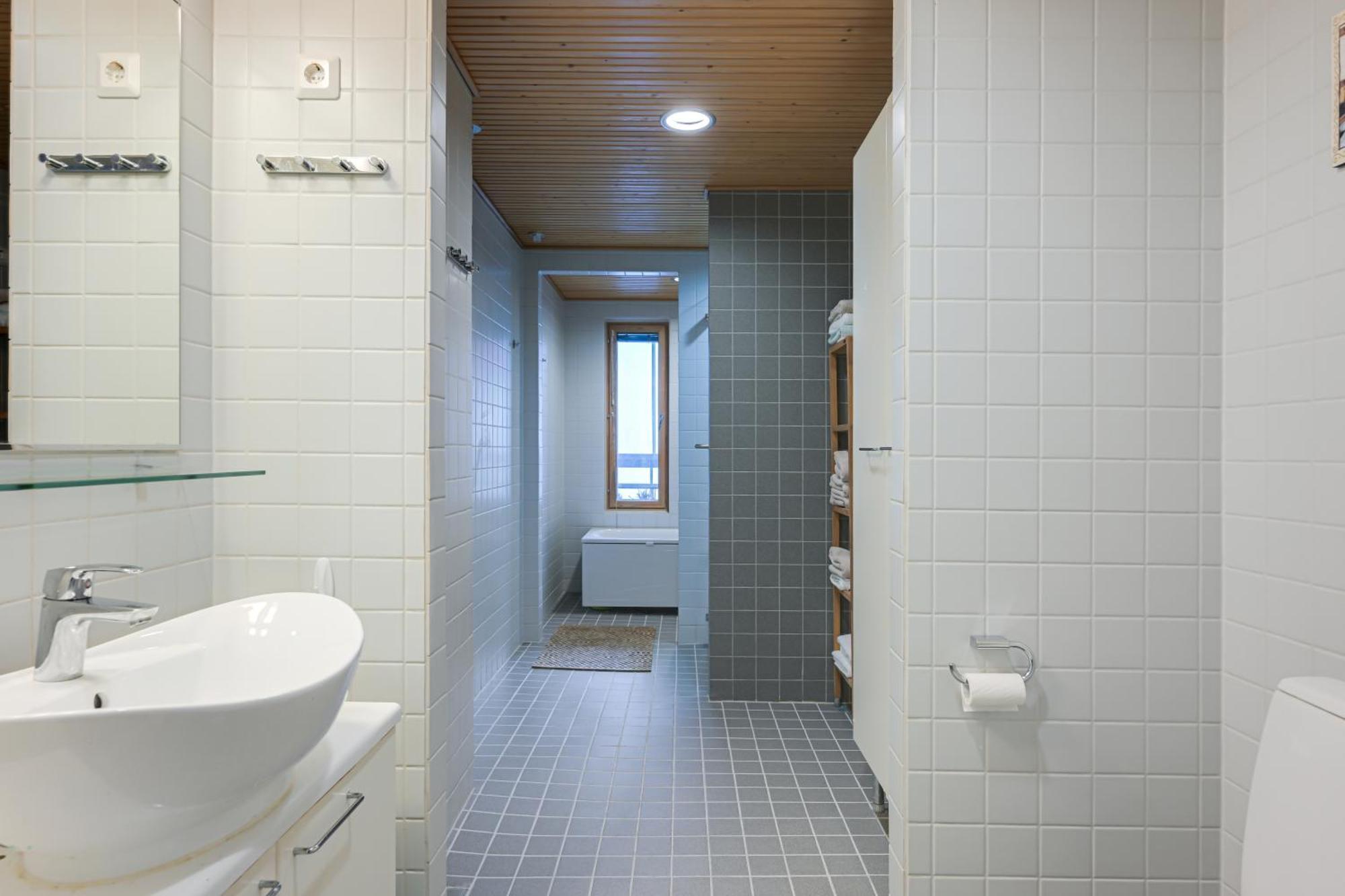 A Beautiful Penthouse With Sauna And Sea View 176M2 * Helsinki